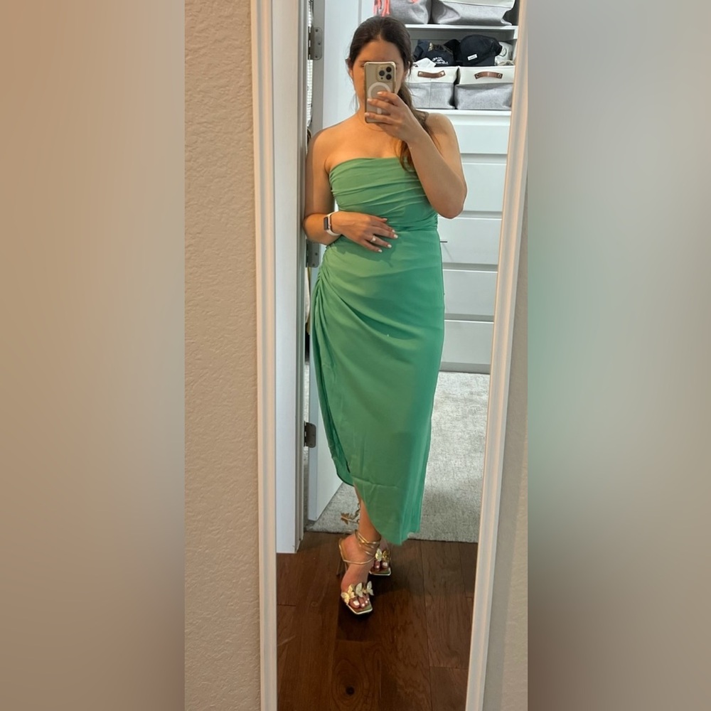 Glam Vibrant Green Dress